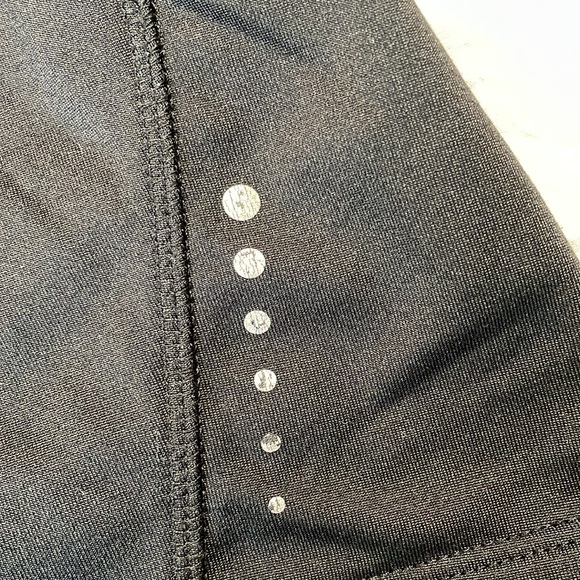 Layer8 Qwick Dry Athletic Long Sleeved 1/4 Zip Size M - Picture 9 of 11